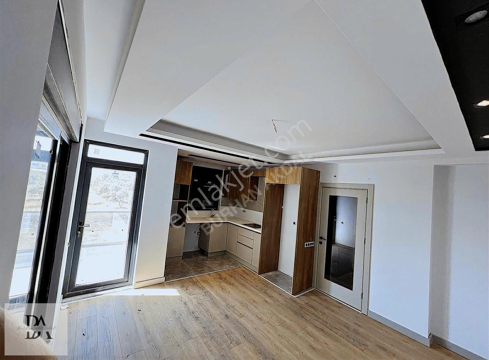 Katta Asansörlü 1+1 Lüks Yapım Balkonlu Havuzlu Emsalsiz Yapım - Görsel 14