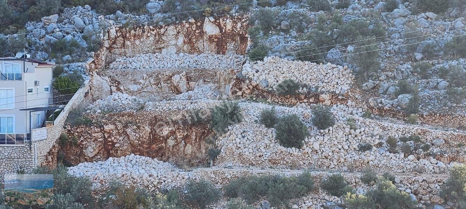 Kalkan'da Deniz Gören Satılık Arsa - Görsel 8