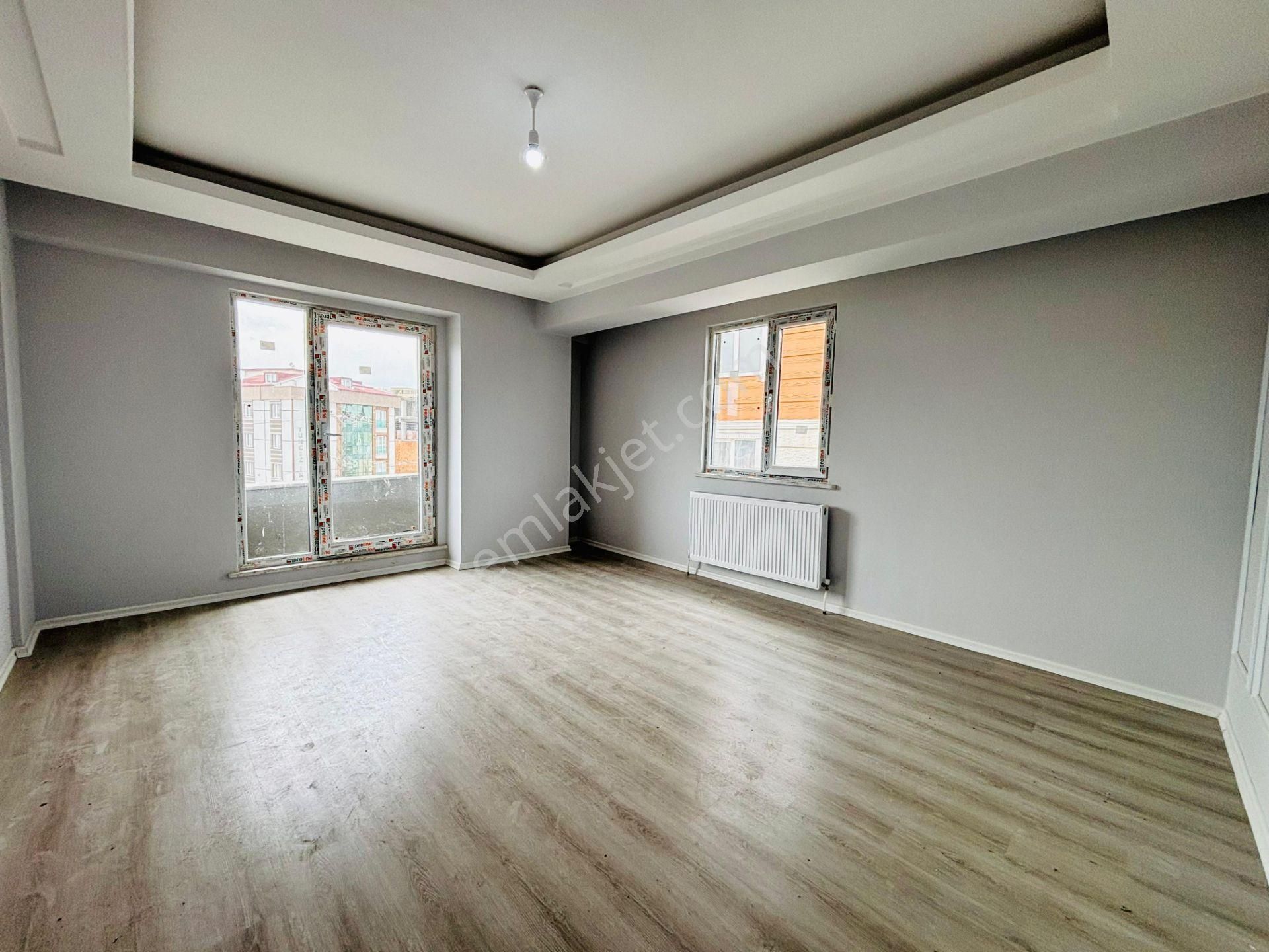 Güven'den Çerkezköyde Kap. Otoparklı Ön Cephe Sıfır 3+1 Daire
