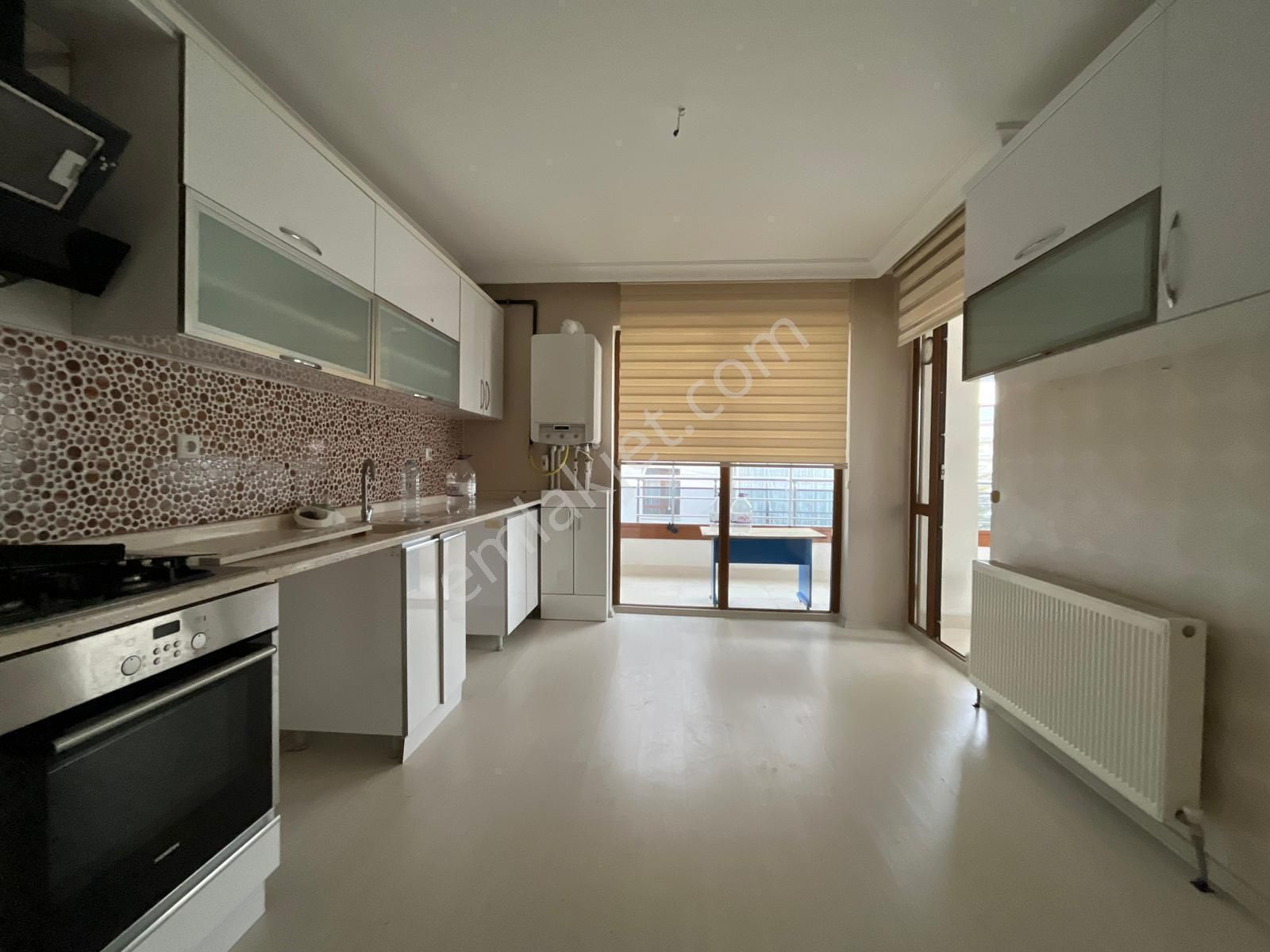 Atapark Göbek Yakını Yeni Bina Teras Balkon Ön Cephe 3+1 Daire