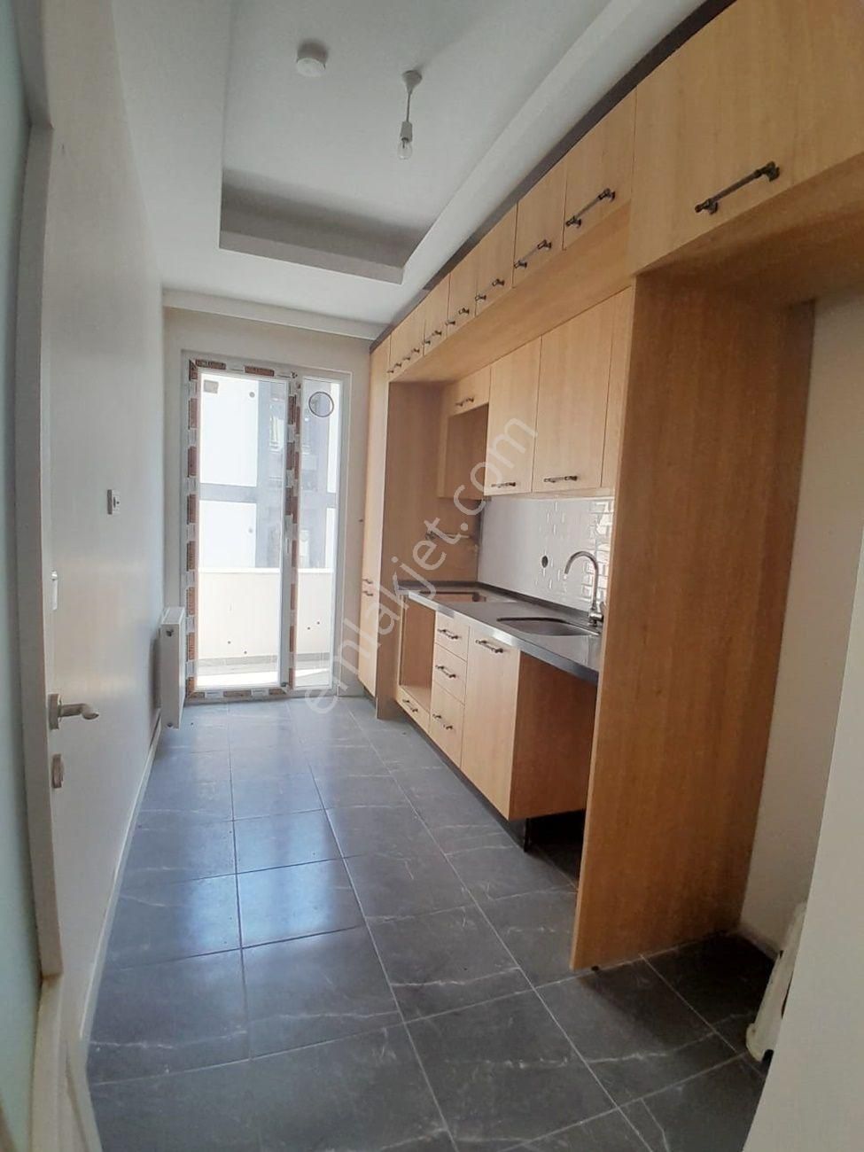 Avcılar Merkezde 3+1 Site İçerisinde Sıfır Kapalı Otoparklı Daire - Görsel 11