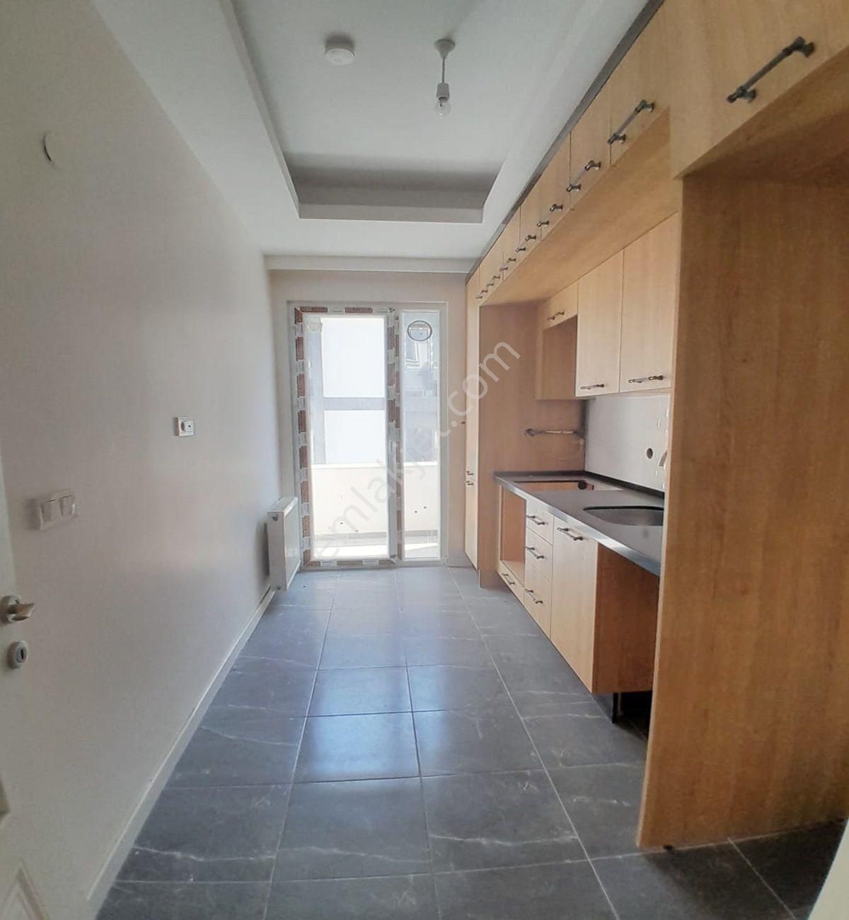 Avcılar Merkezde 3+1 Site İçerisinde Sıfır Kapalı Otoparklı Daire - Görsel 12