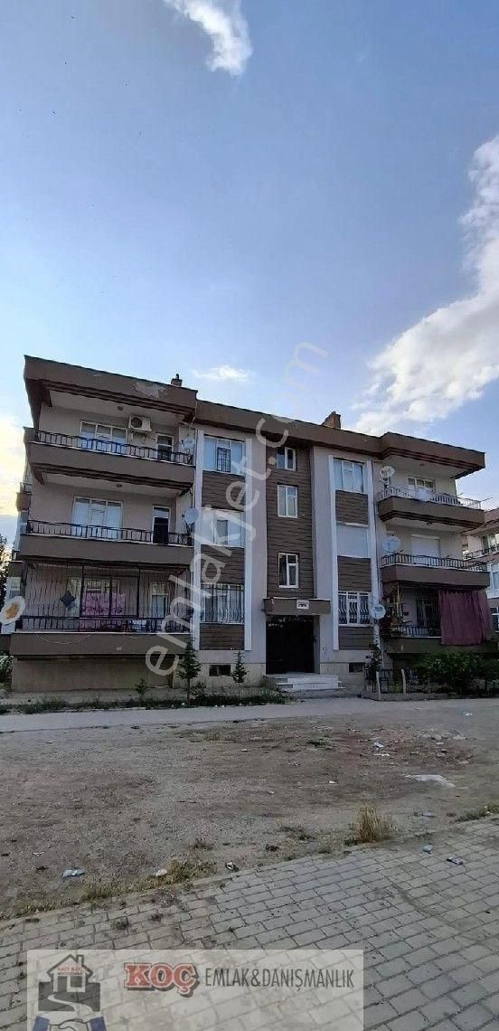 Sait Koç'tan Satılık Selçuklu Sancak Ta Daire