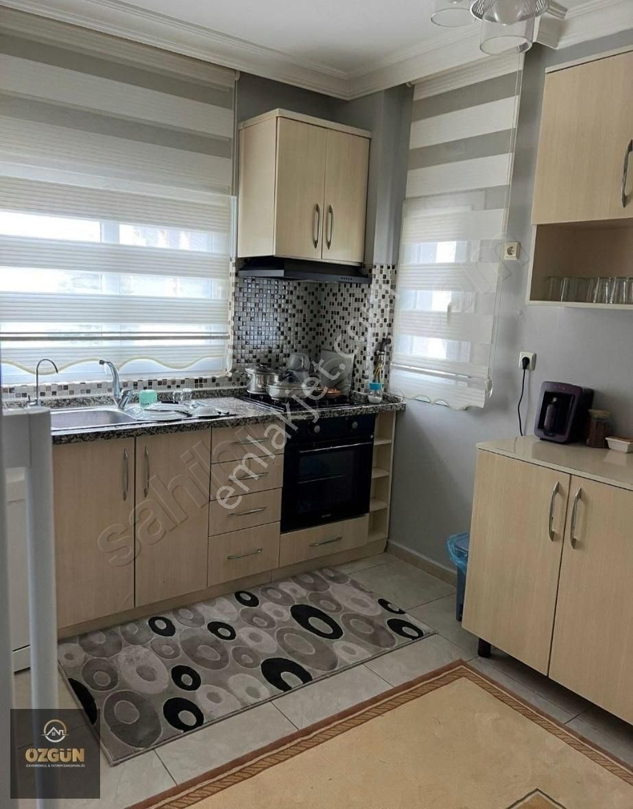 Ebru Elbaydan Site İçinde Satılık Tripleks