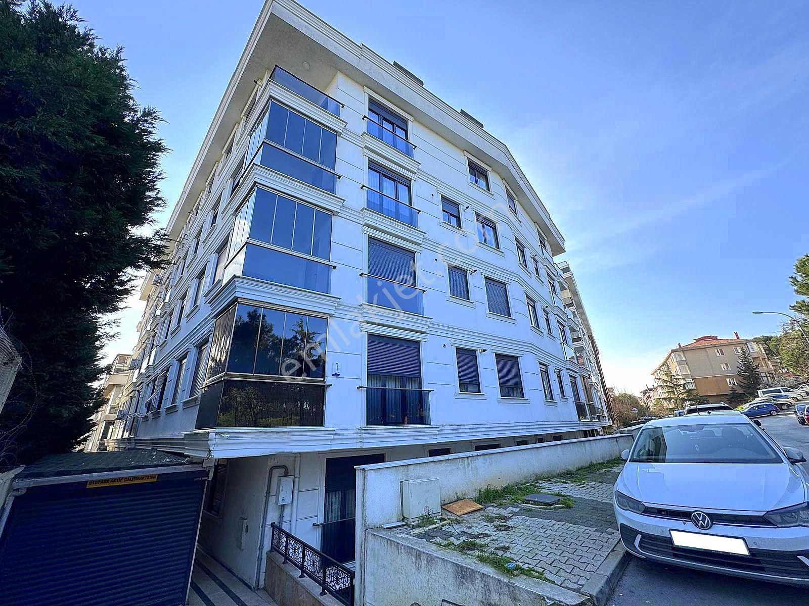 ▃birikim▃ Altıntepe'de Yeni Binada Ayrı Mutfaklı 3.kat Lüks 2+1satılık Daire