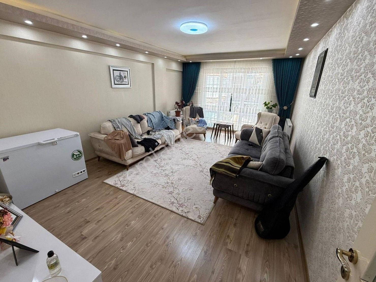Evim Ankara'dan Atapark'ta Ovacık Yakını E.banyolu Ön Cephe Full+full Yapılı Geniş M2 3+1!!