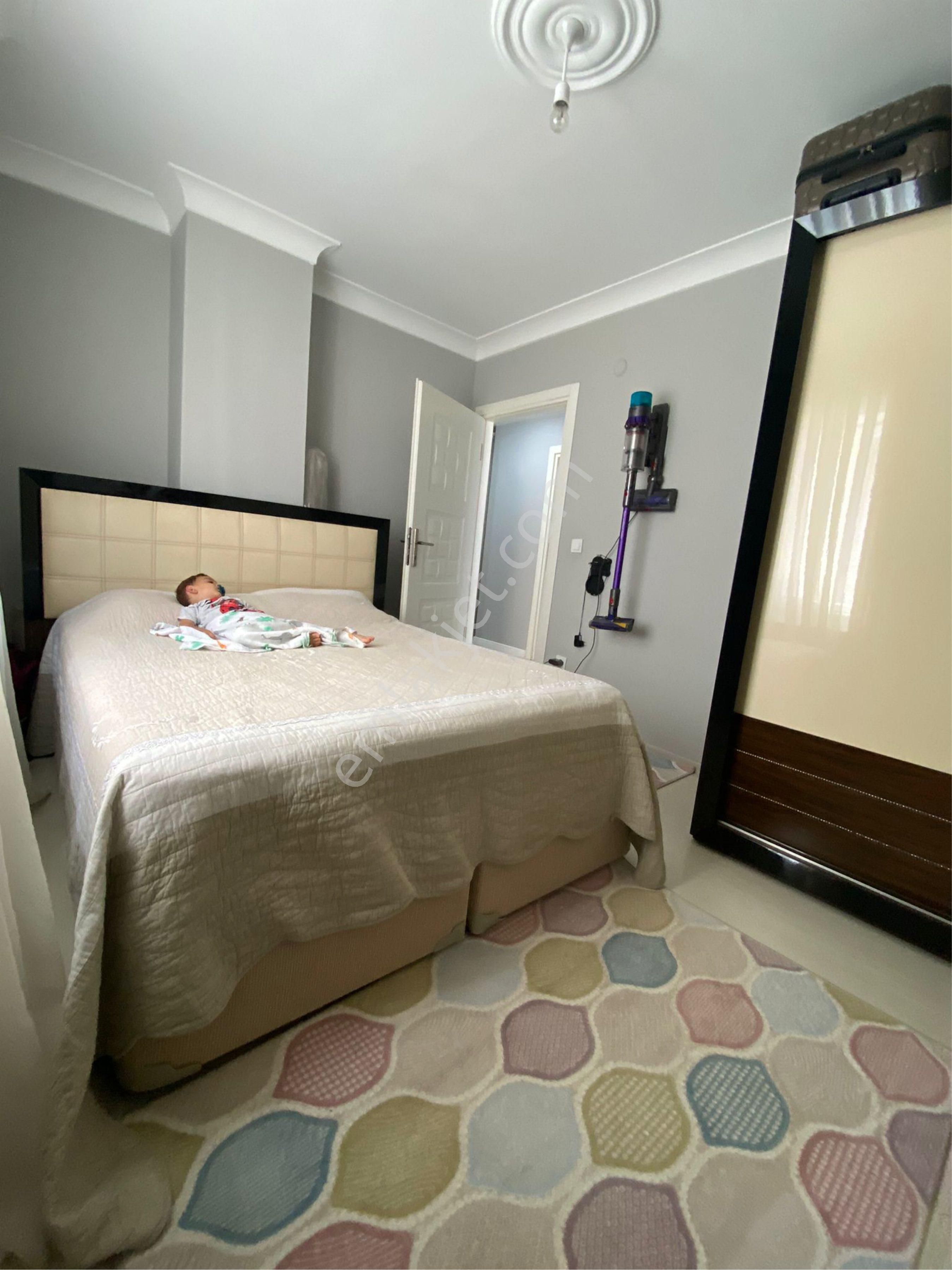 Sancaktepe Safa Mahallesi 3+1 Geniş Arakat Daire - Görsel 24