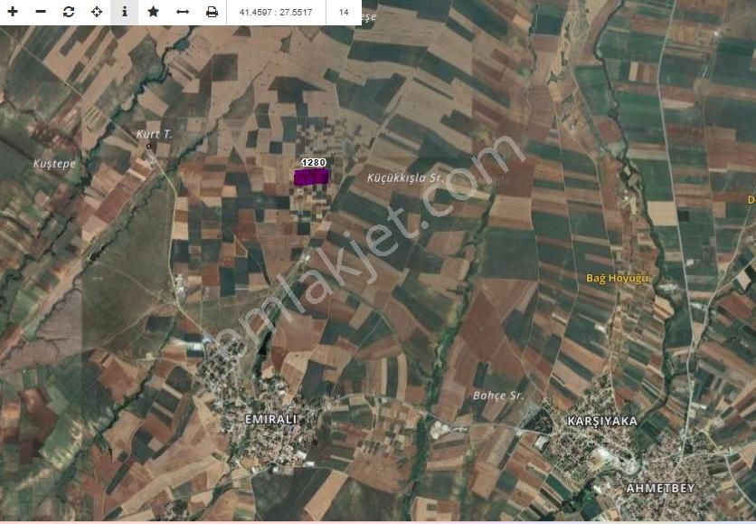 Lüleburgaz Emirali Köyün'de Yola Cepheli 900 M2 Tarla