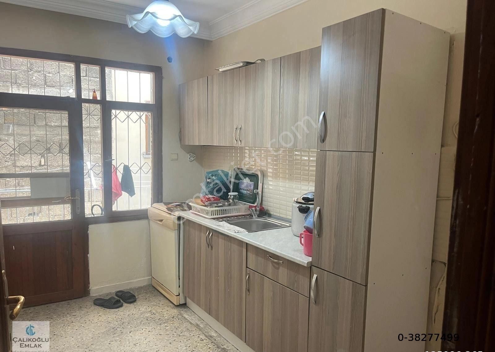 Yenimahallle İstasyon Civarı Merkezi Konumda Satılık 3+1 Daire