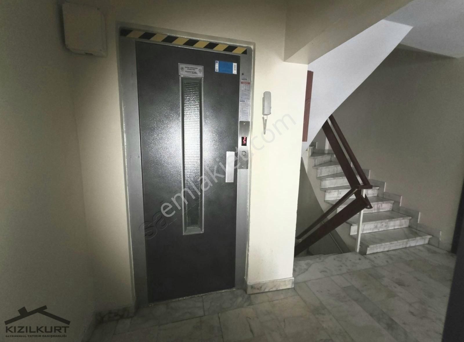 Kızılkurt Gyd'dan Muradiye Beşikçiler Cad. Satılık 3+1 Daire - Görsel 7