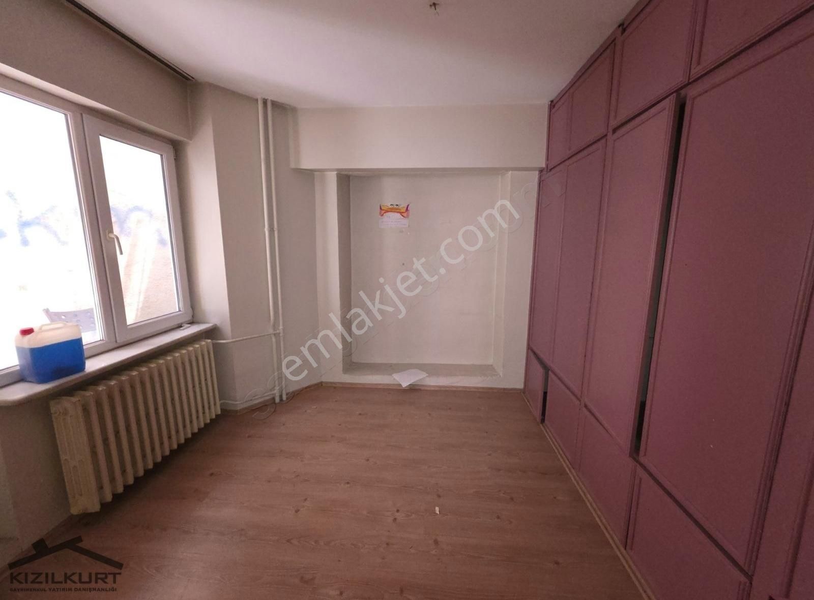 Kızılkurt Gyd'dan Muradiye Beşikçiler Cad. Satılık 3+1 Daire - Görsel 5