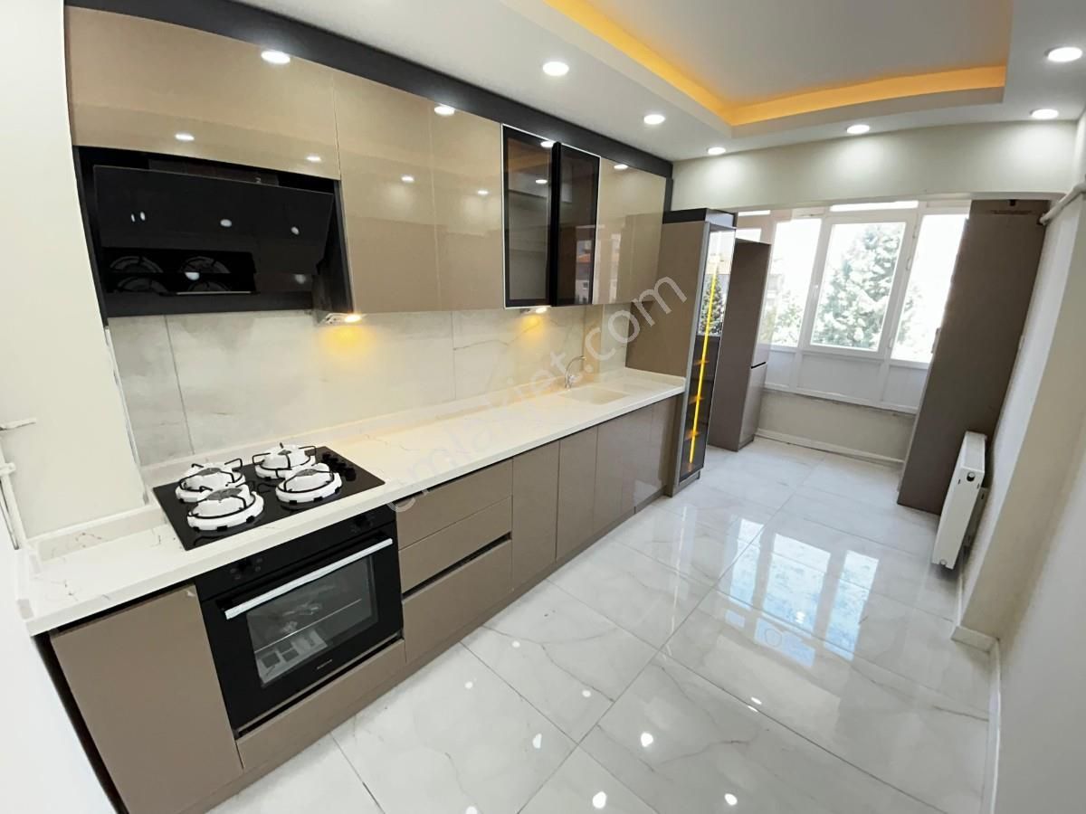 Sincan Pınarbaşı 5+1 Lüx Yapılı Bağımsız Dublex Teraslı Daire