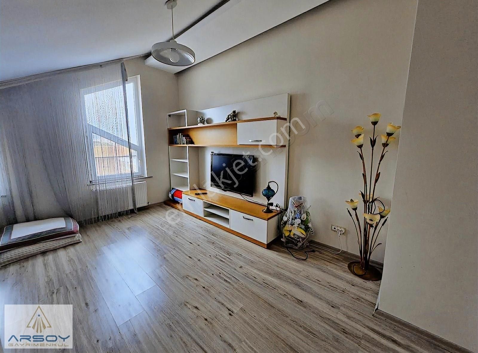 Müstakil Girişli, Eşyalı, Kış Bahçeli 8+2 Prestijli Yaşam