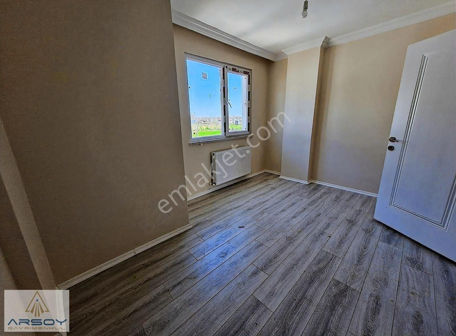 Marmara Ereğlisi Site İçinde Satılık 4+1 Tribleks Villa