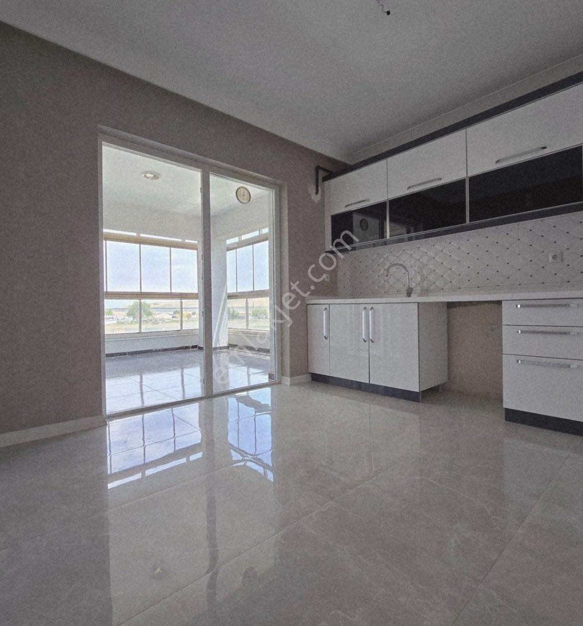 Baglıca 2 De Site İçerisinde 3. Balkonlu E. Banyolu Satılık Daire