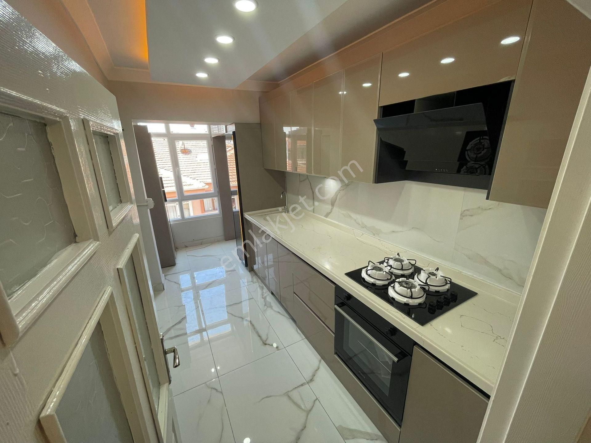 Andiçen Mahallesi 4+1 Ful Yapılı Manzaralı Satılık Daire