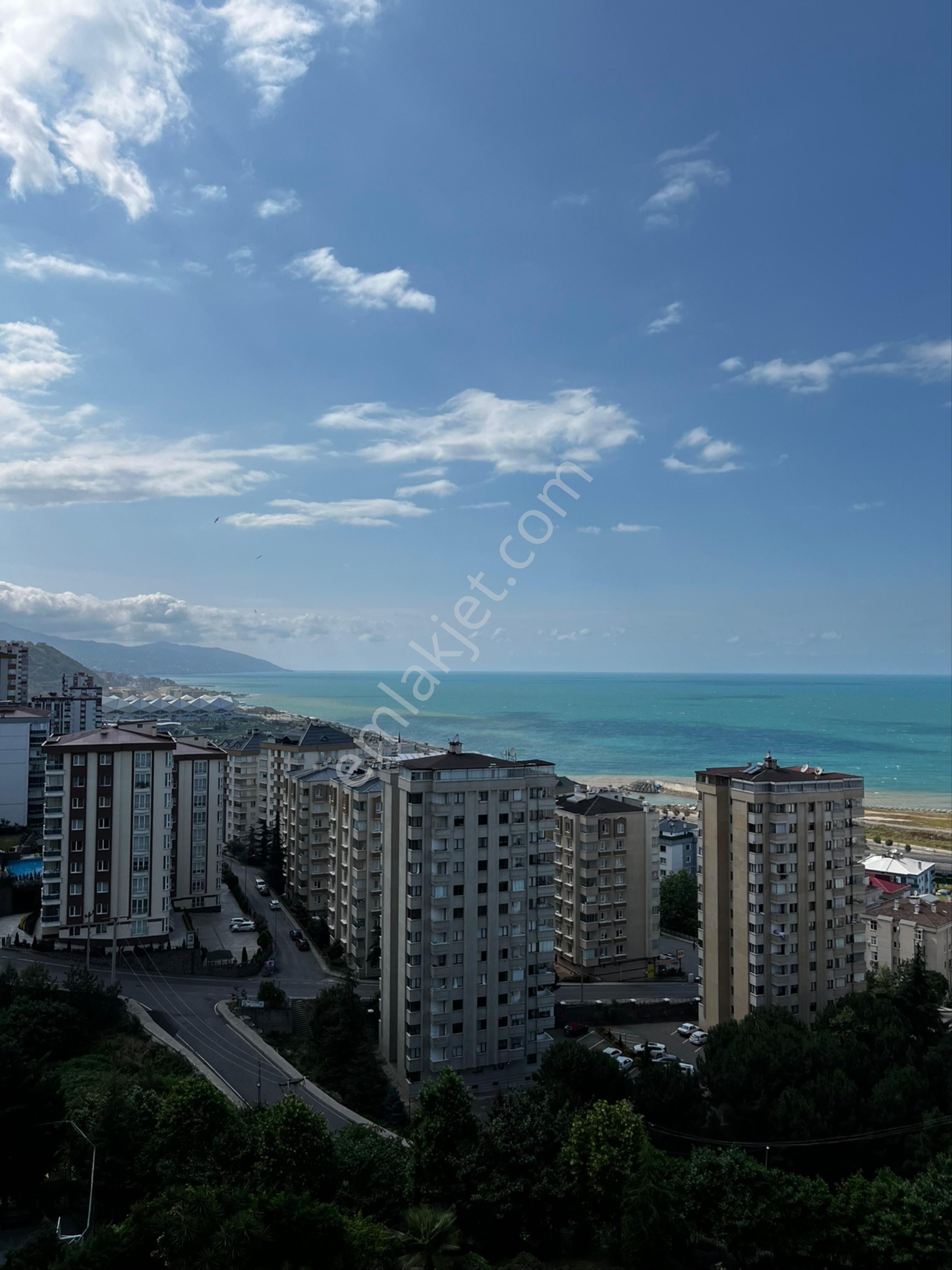 Trabzon Yeşilpark Sitesinde 4+1 Deniz Manzaralı Ev