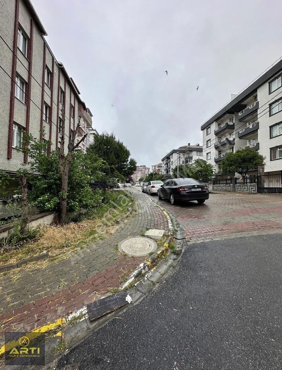 Beylikdüzü Adnan Kahvecide Ulaşıma Yakın Geniş 3+1 Kiralık Daire
