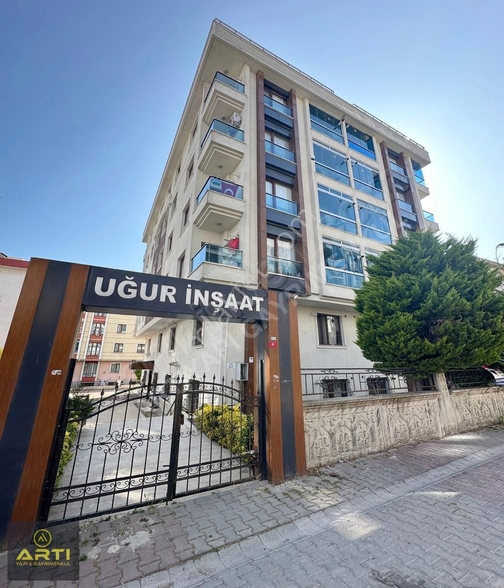 Adnan Kahveci De Butik Site İçierisin De 2+1 Satılık Daire