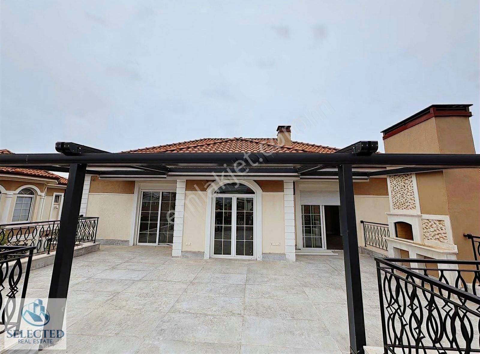 Site İçi Müstakil Ultra Lüks Villa - Görsel 3