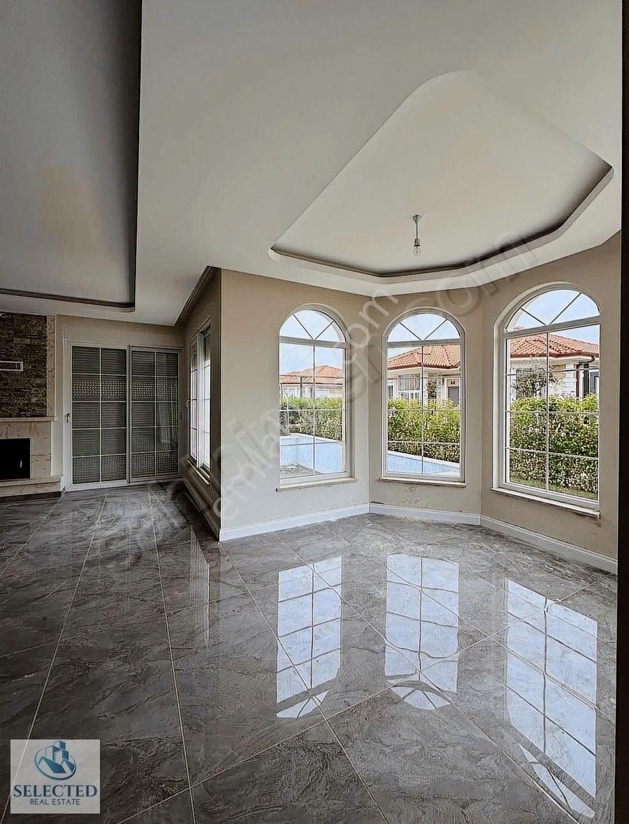 Site İçi Müstakil Ultra Lüks Villa - Görsel 4