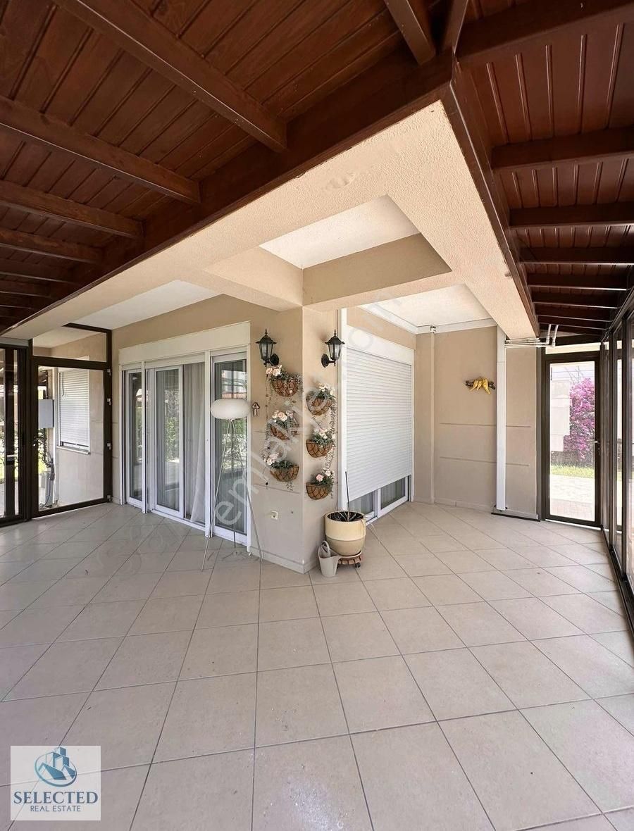 Paradıse Town'da Tripleks Villa - Görsel 35