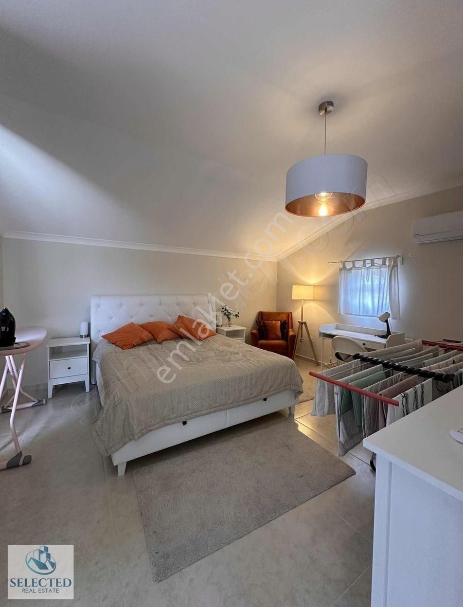Paradıse Town'da Tripleks Villa - Görsel 21