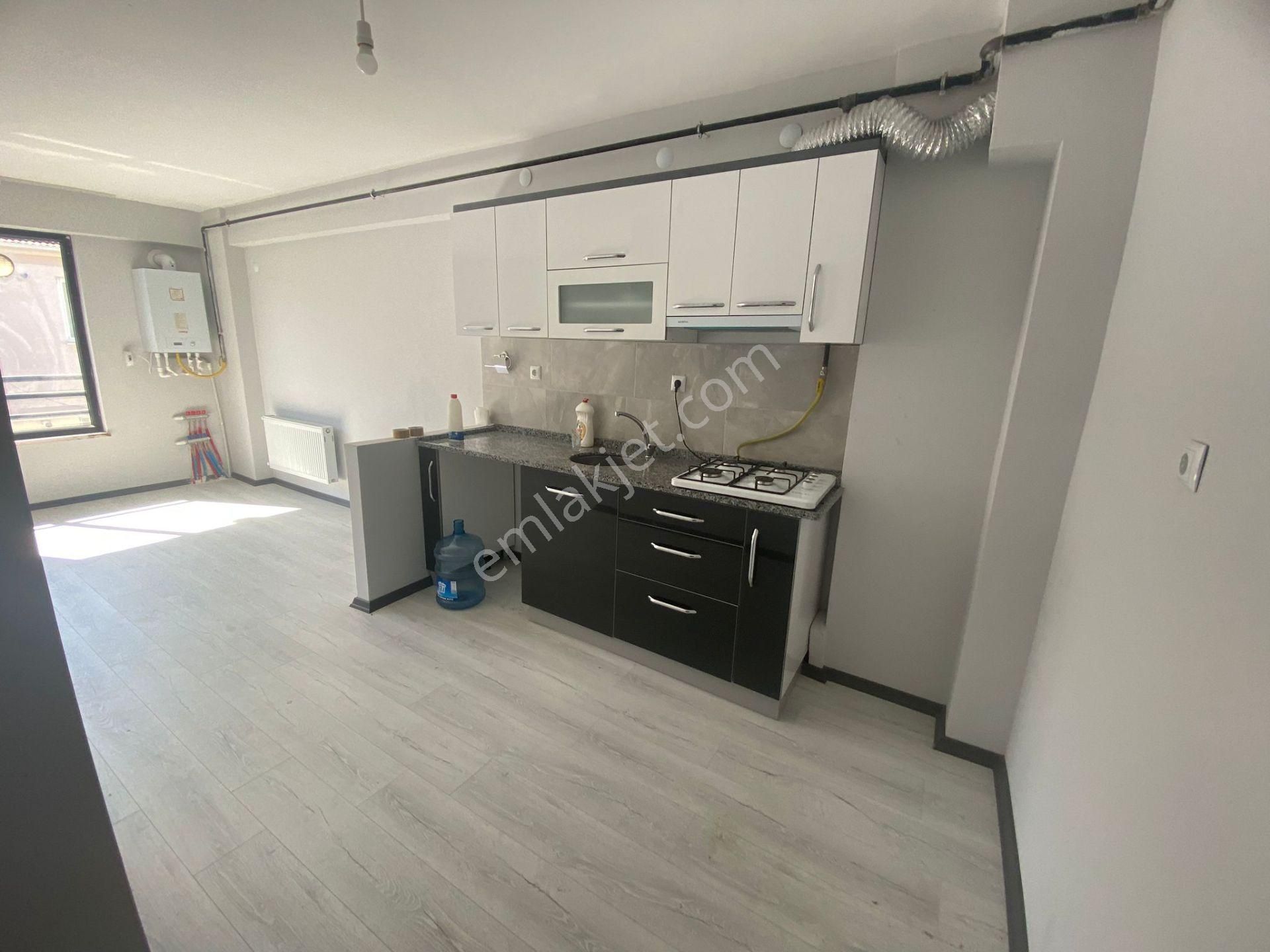 Esogü Yürüme Mesafesi Lüx Eşyalı Fırsat Kiralık 1+1 Daire Kk-3