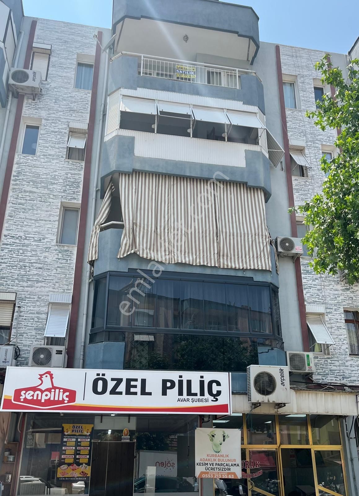 Avar Caddesi Üzerinde Satılık 3+1 Daire