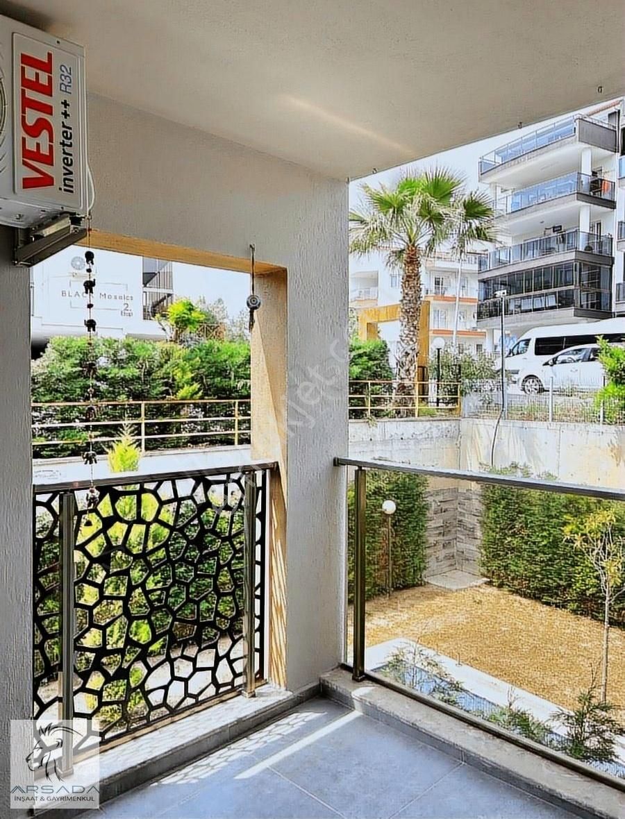 Kuşadası Ege Mahallesinde Satılık 2+1 Arakat Daire - Görsel 7