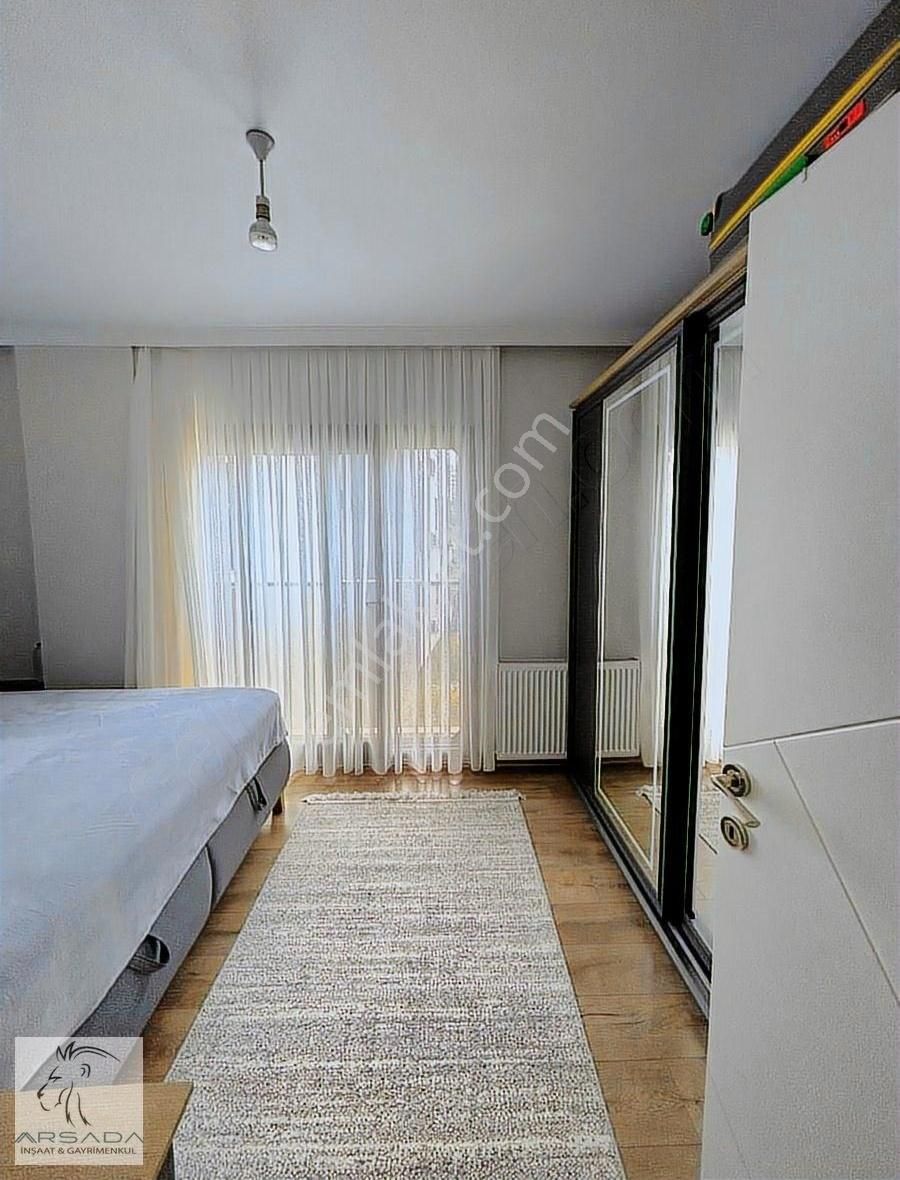 Kuşadası Ege Mahallesinde Satılık 2+1 Arakat Daire - Görsel 5