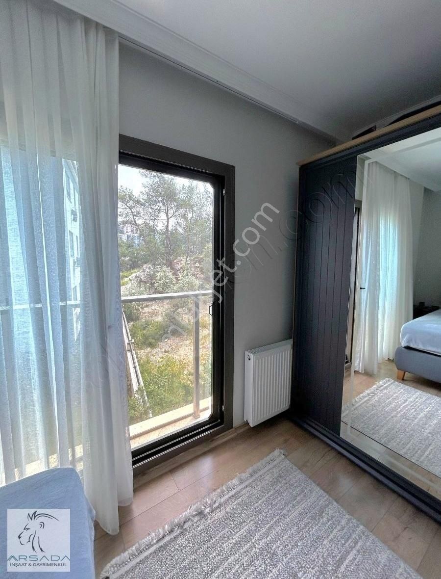 Kuşadası Ege Mahallesinde Satılık 2+1 Arakat Daire - Görsel 15