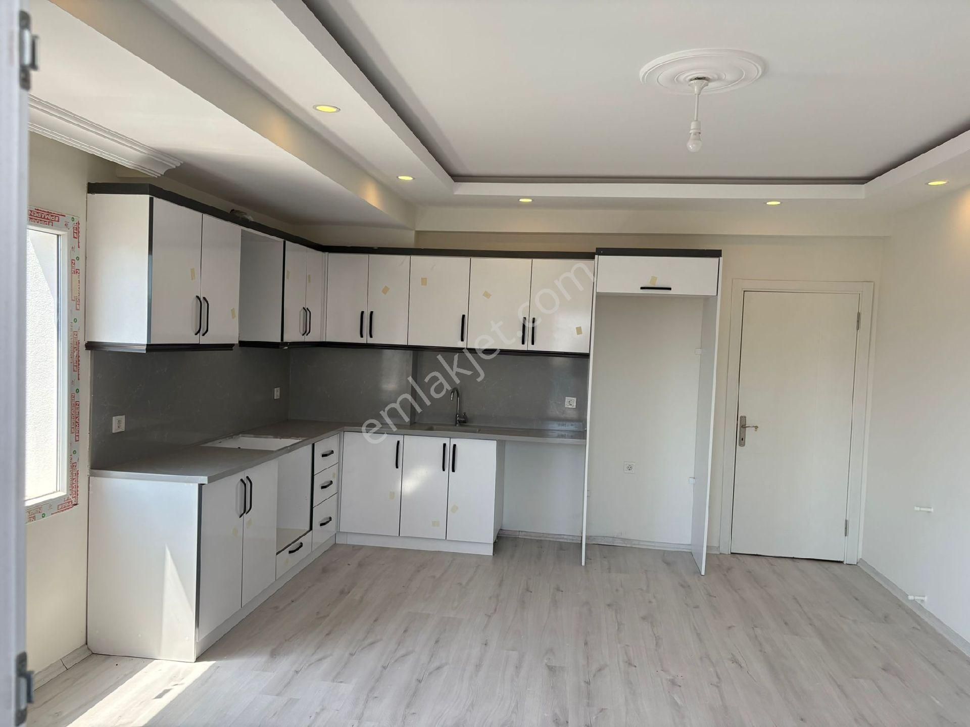 Bodrum Mumcularda Satılık Taşınmaya Hazır Ferah 2+1 Daire