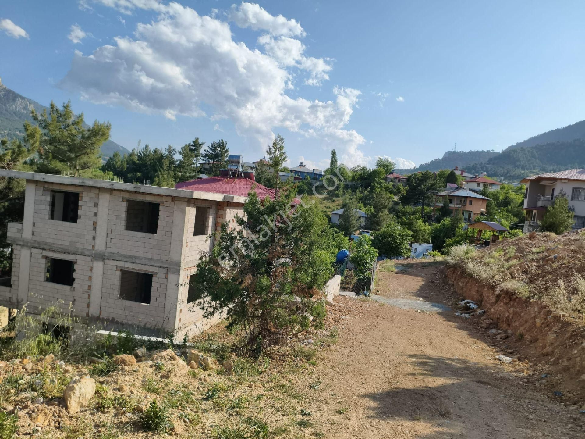 Pozantı Kar Emlaktan Akçatekir Esentepe Mevkiinde Doğa Manzaralı Yaylalık Satılık 440 M2 Arsa - Görsel 6