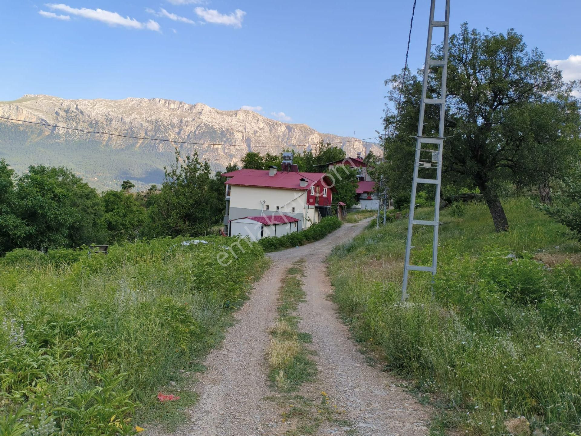 Pozantı Kar Emlaktan Akçatekir Giriş Yolunda Doğa Manzaralı 230 M2 Satılık Yaylalık Arsa - Görsel 3