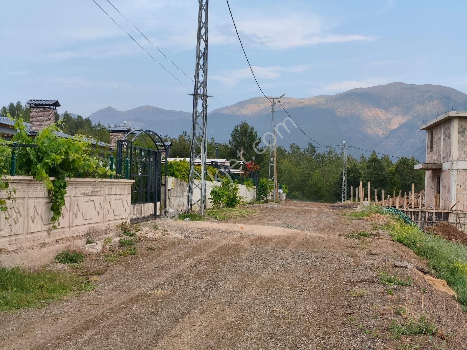 Pozantı Kar Emlaktan Alpu Yaylasında Doğa Manzaralı İmarlı İfrazlı Yaylalık Satılık 477 M2 Arsa - Görsel 10