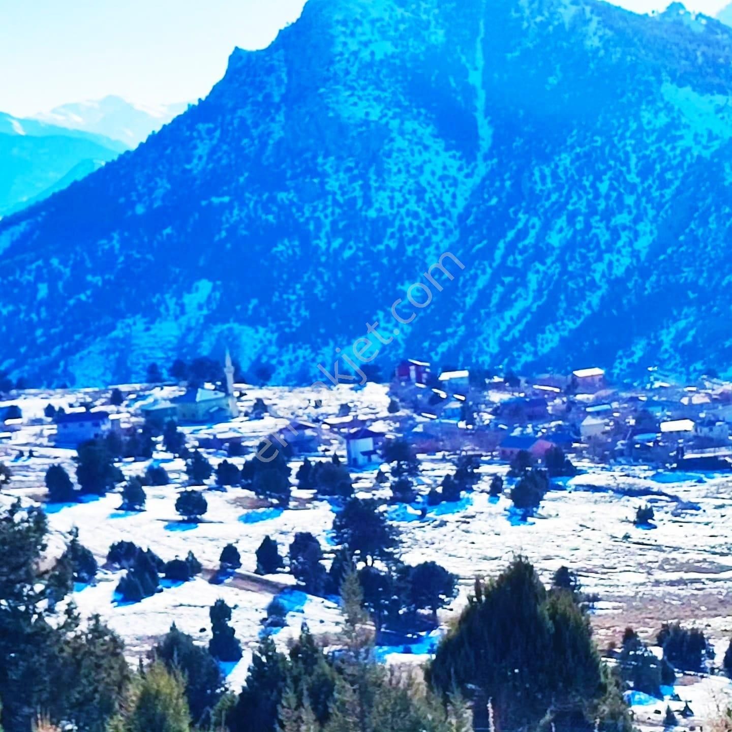 Pozantı Kar Emlaktan Aşçıbekirli Fenese Mevkiinde Satılık Yaylalık 400 M2 Arsa