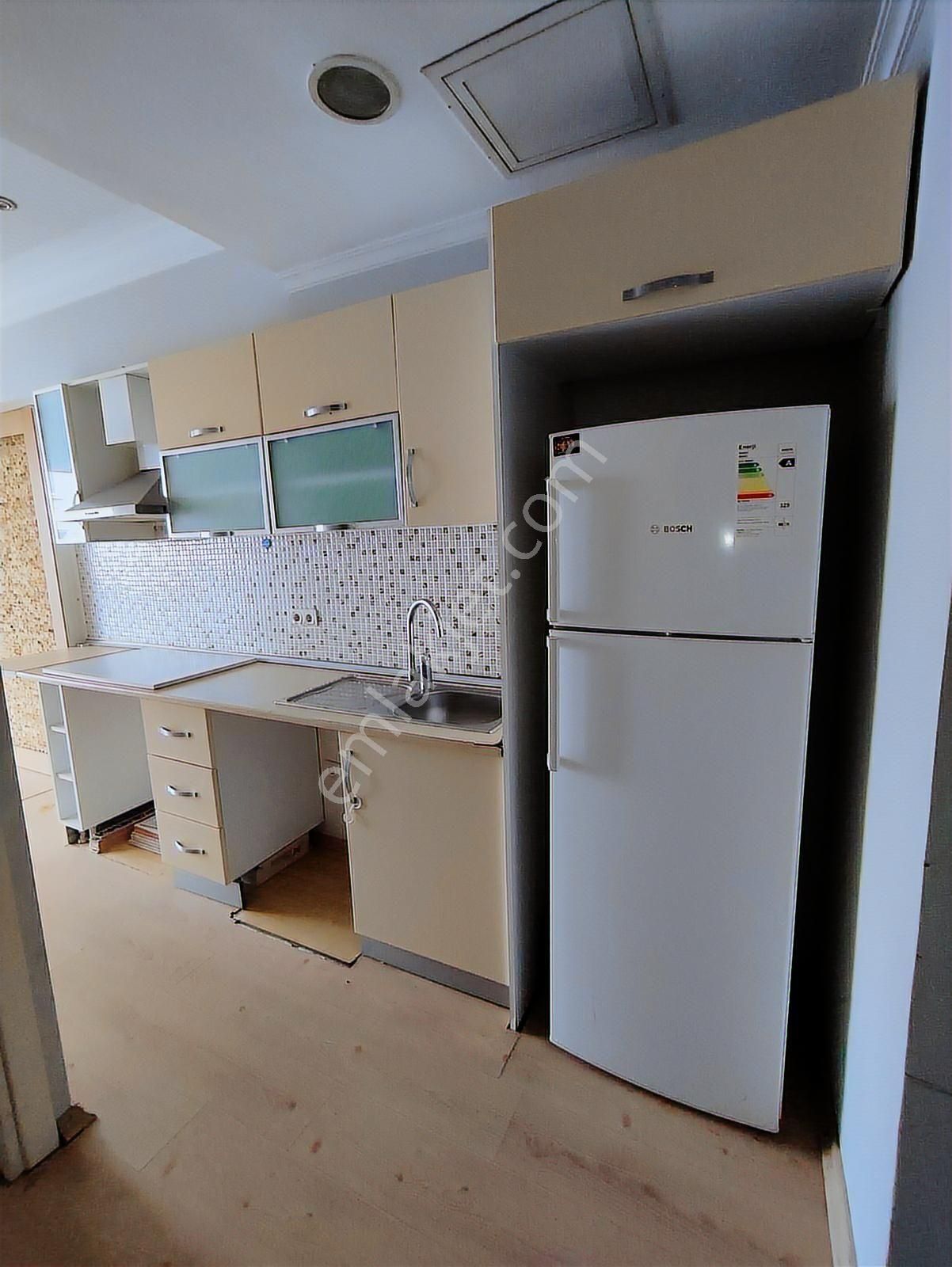 Güncel Acil Satılık Site İçinde Eşyalı Satılık 1+1 Ara Kat Acil Kelepir Daire - Görsel 8