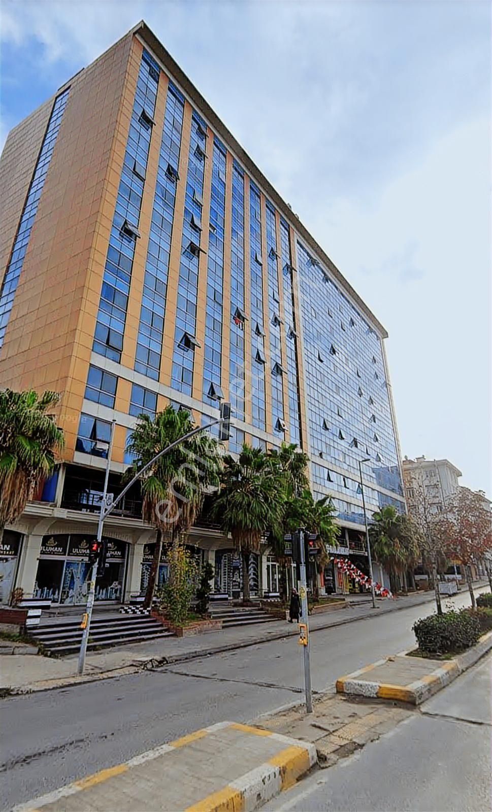 Güncel Acil Satılık Site İçinde Eşyalı Satılık 1+1 Ara Kat Acil Kelepir Daire - Görsel 2