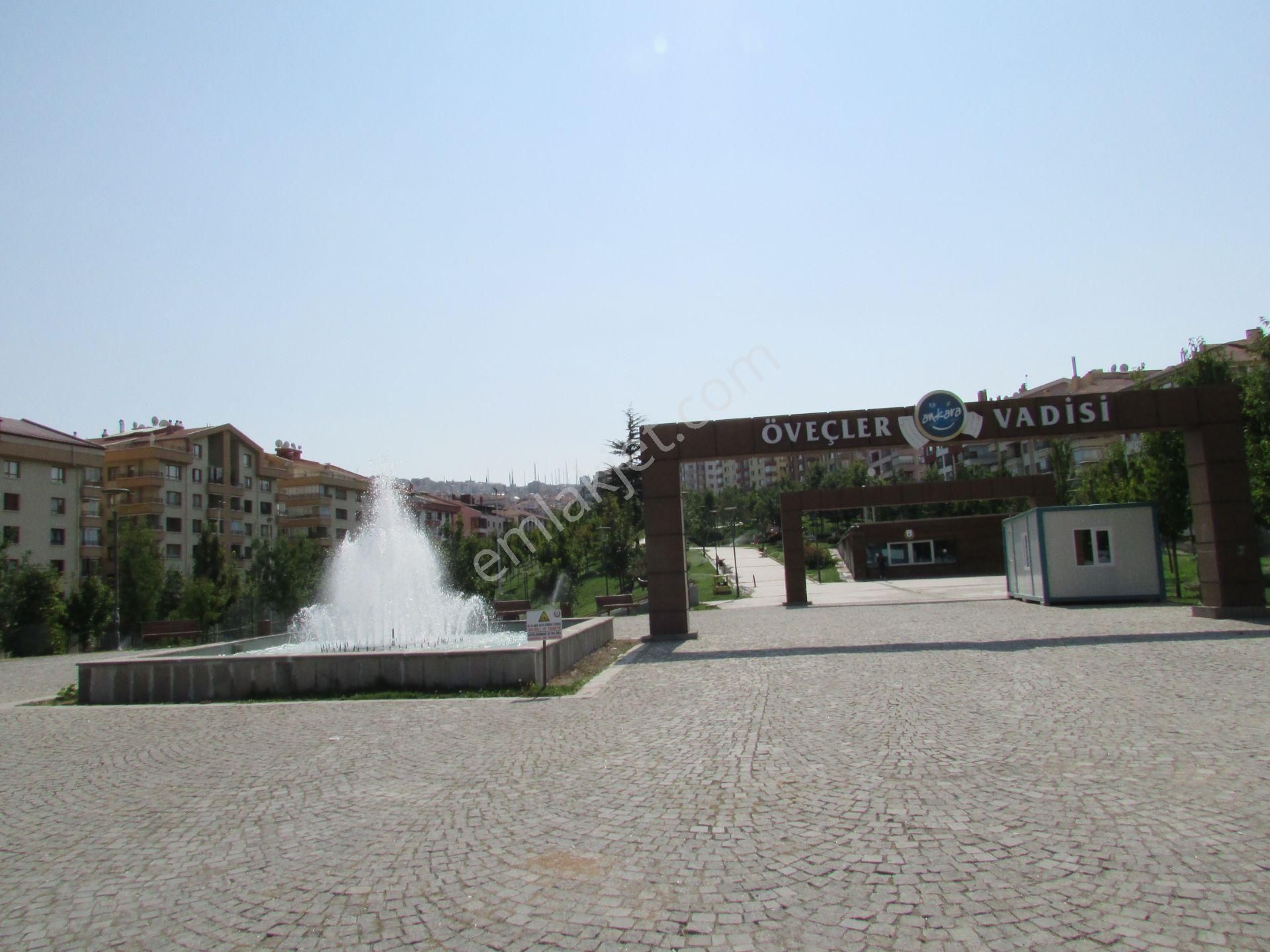 Asyapıdan 3+1 180m2 Öveçlerde Süperlüx 2.kat(arakat) Kombili