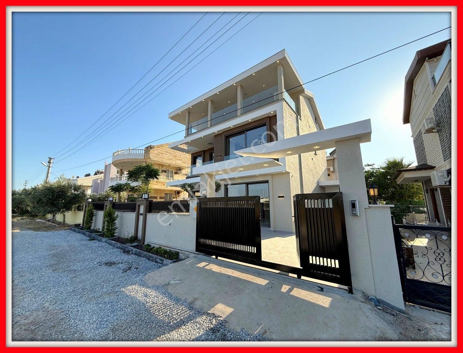 Didim'in En İhtişamlı Satılık Villası