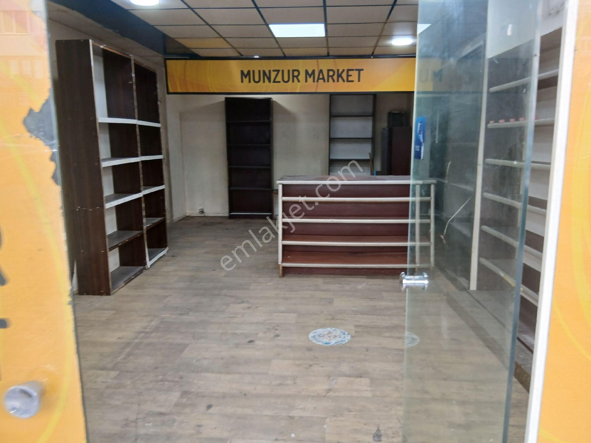 Altıntaşta Cadde Üzeri 33 Metre Dükkan Necladan Kiralıktır