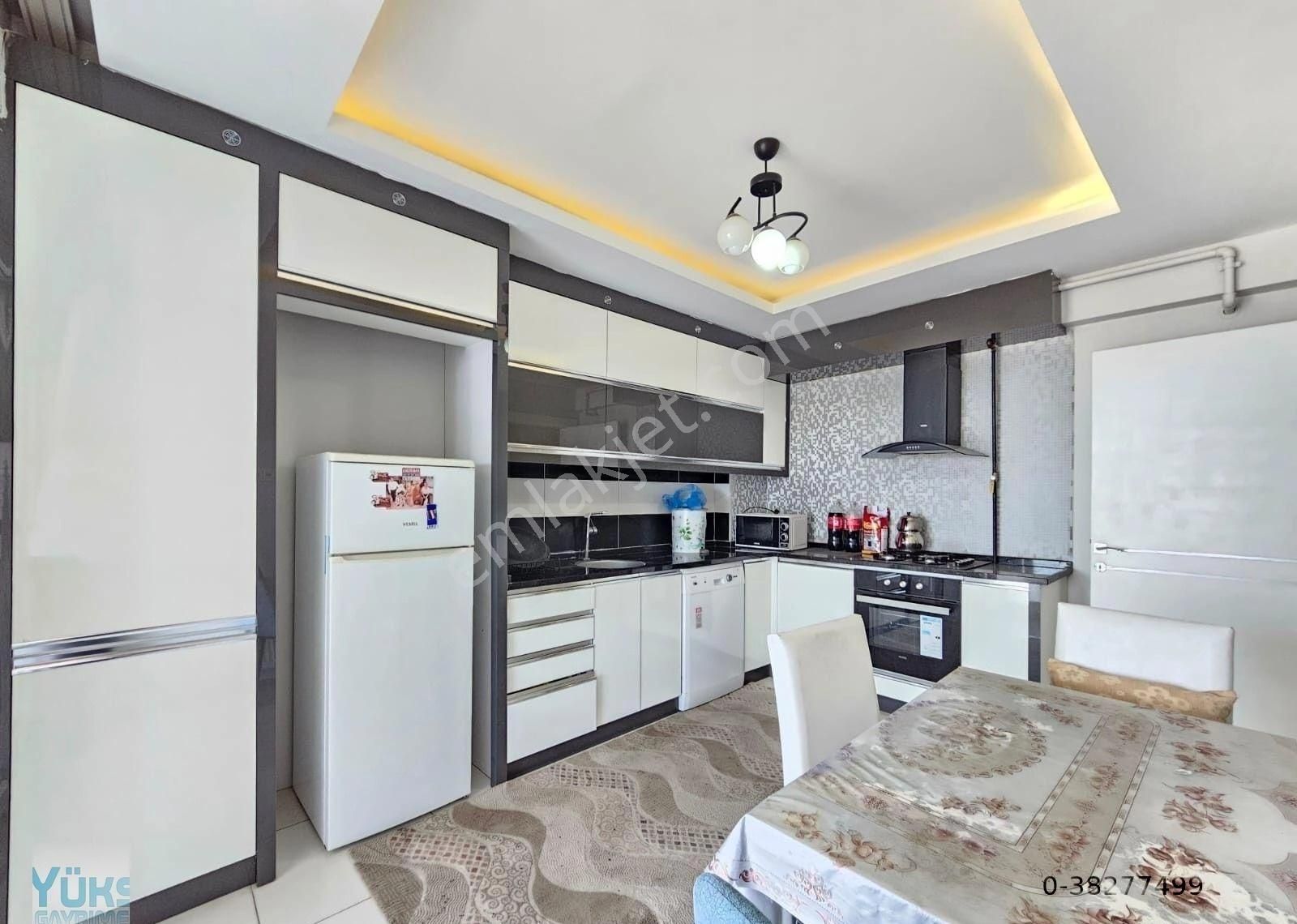 Denizli Çakmak Ta 3+1 160 M2 Önü Komple Açık Köşe Başı Acil Satılık Fırsat Daire