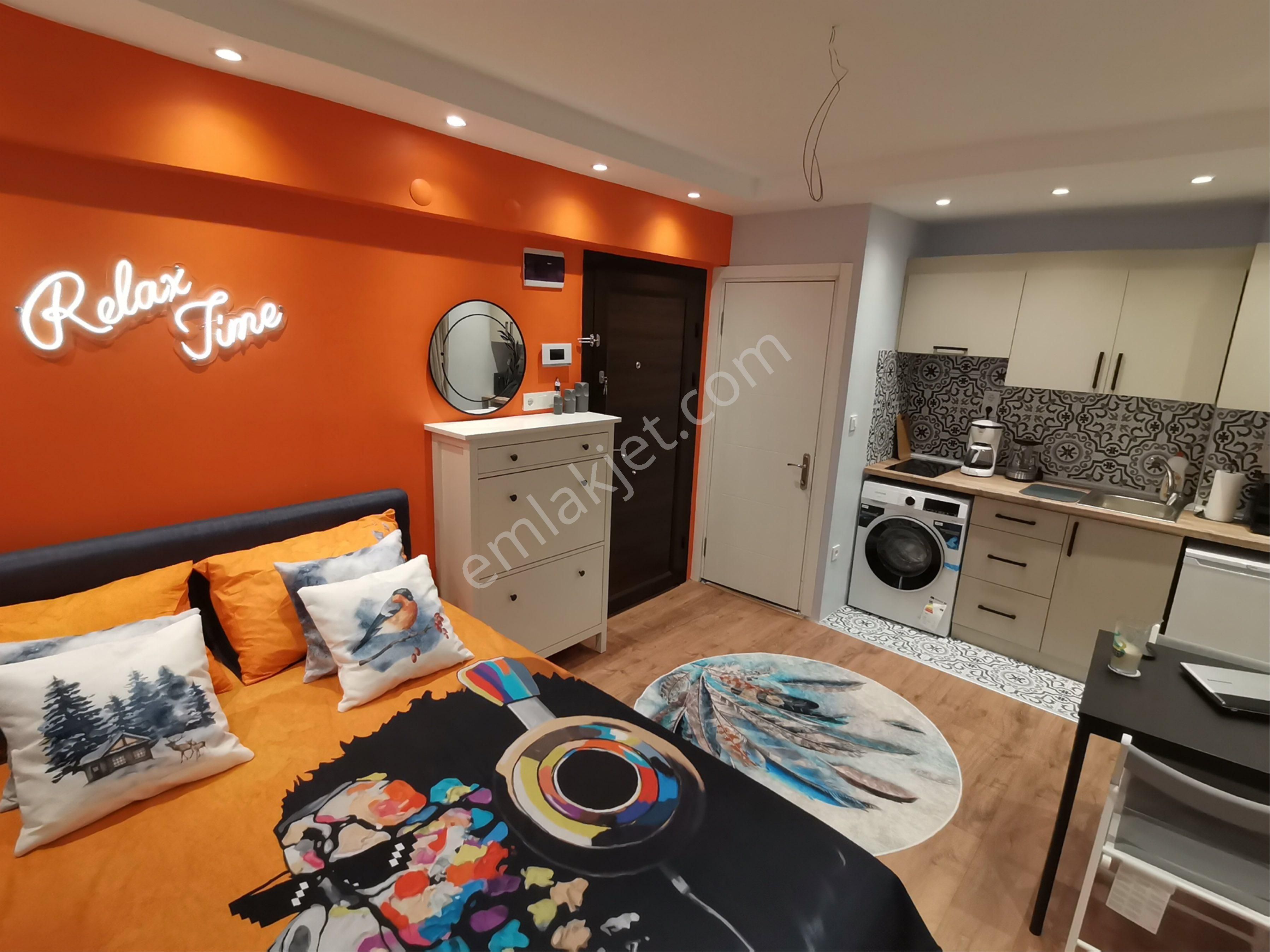 Gh Emlak'tan Üsküdar Merezde Ful Eşyalı 1+0 Stüdyo Daire