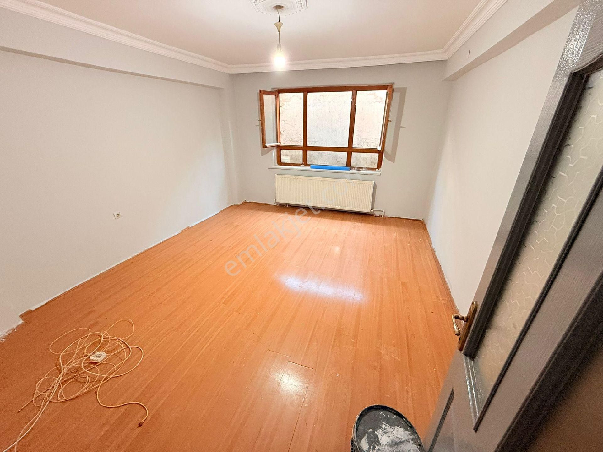 Senem Emlaktan Osmangazide 3+1 Kiralık Daire 16.000