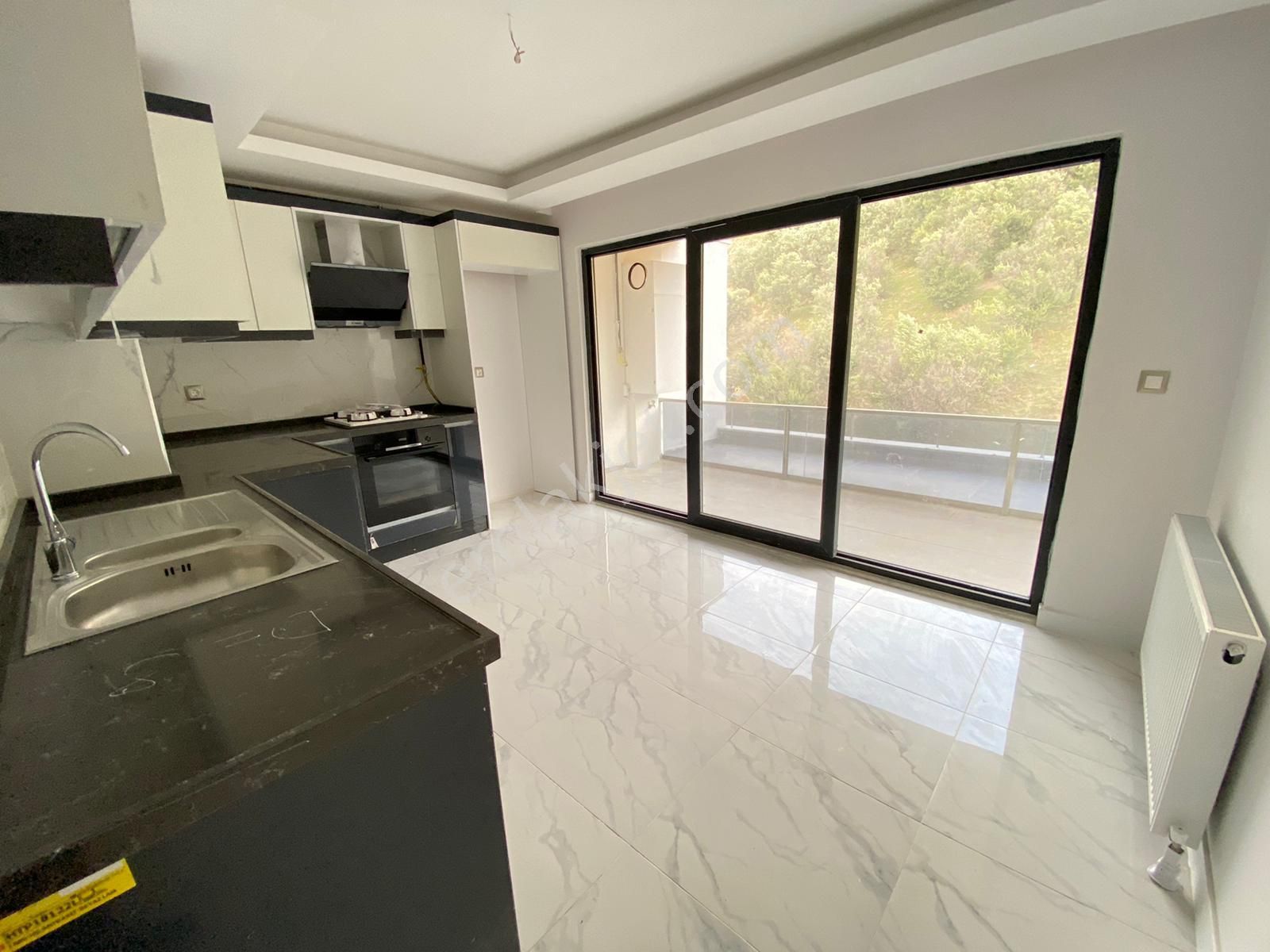 Mudanya Burgaz Mah.de Satılık Dubleks Daire 5+1 Konforlu Lüks Site İçi Deniz Görür 5 Yıllık 4. Kat - Görsel 20