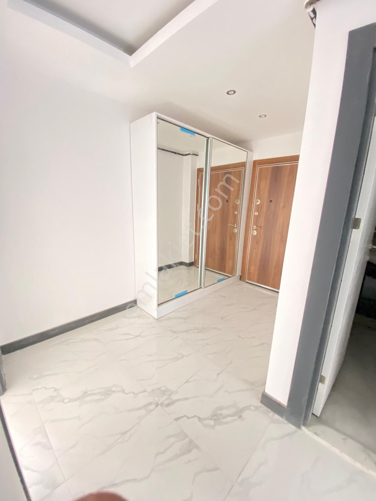 Mudanya Burgaz Mah.de Satılık Dubleks Daire 5+1 Konforlu Lüks Site İçi Deniz Görür 5 Yıllık 4. Kat - Görsel 8