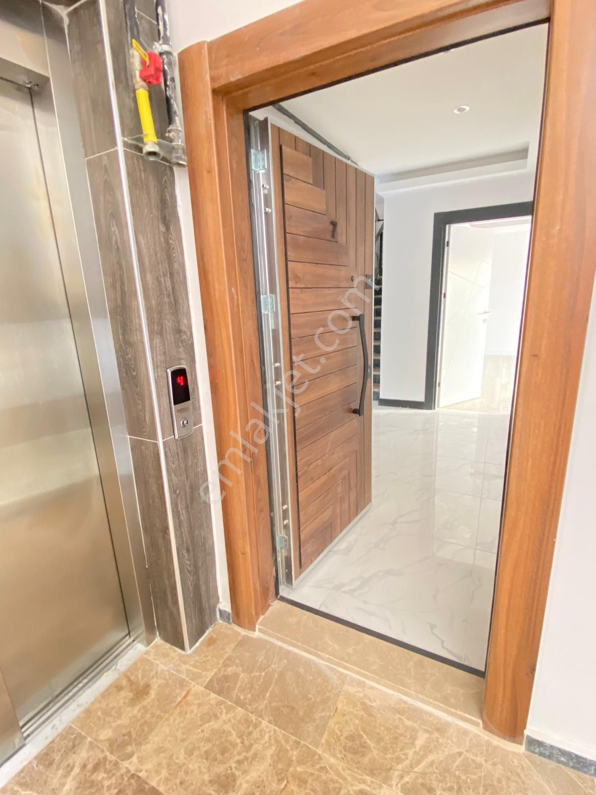 Mudanya Burgaz Mah.de Satılık Dubleks Daire 5+1 Konforlu Lüks Site İçi Deniz Görür 5 Yıllık 4. Kat - Görsel 19