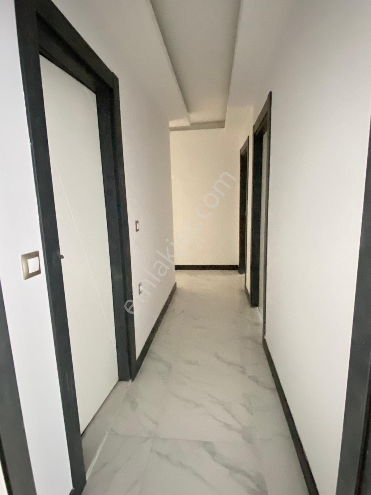 Mudanya Burgaz Mah.de Satılık Dubleks Daire 5+1 Konforlu Lüks Site İçi Deniz Görür 5 Yıllık 4. Kat - Görsel 22