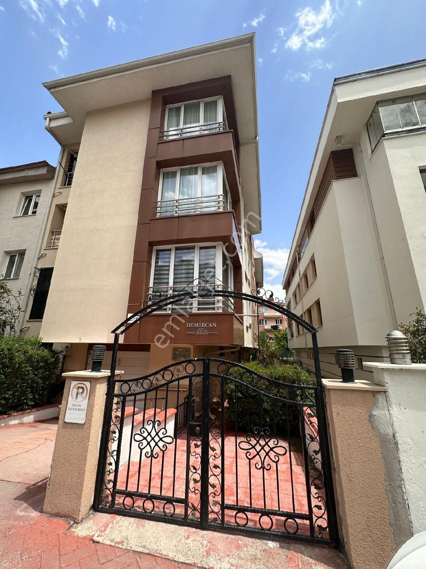 Gökmeydan Mh. Hemen Taṣınmaya Müsait Bakımlı Satılık 3+1 Daire